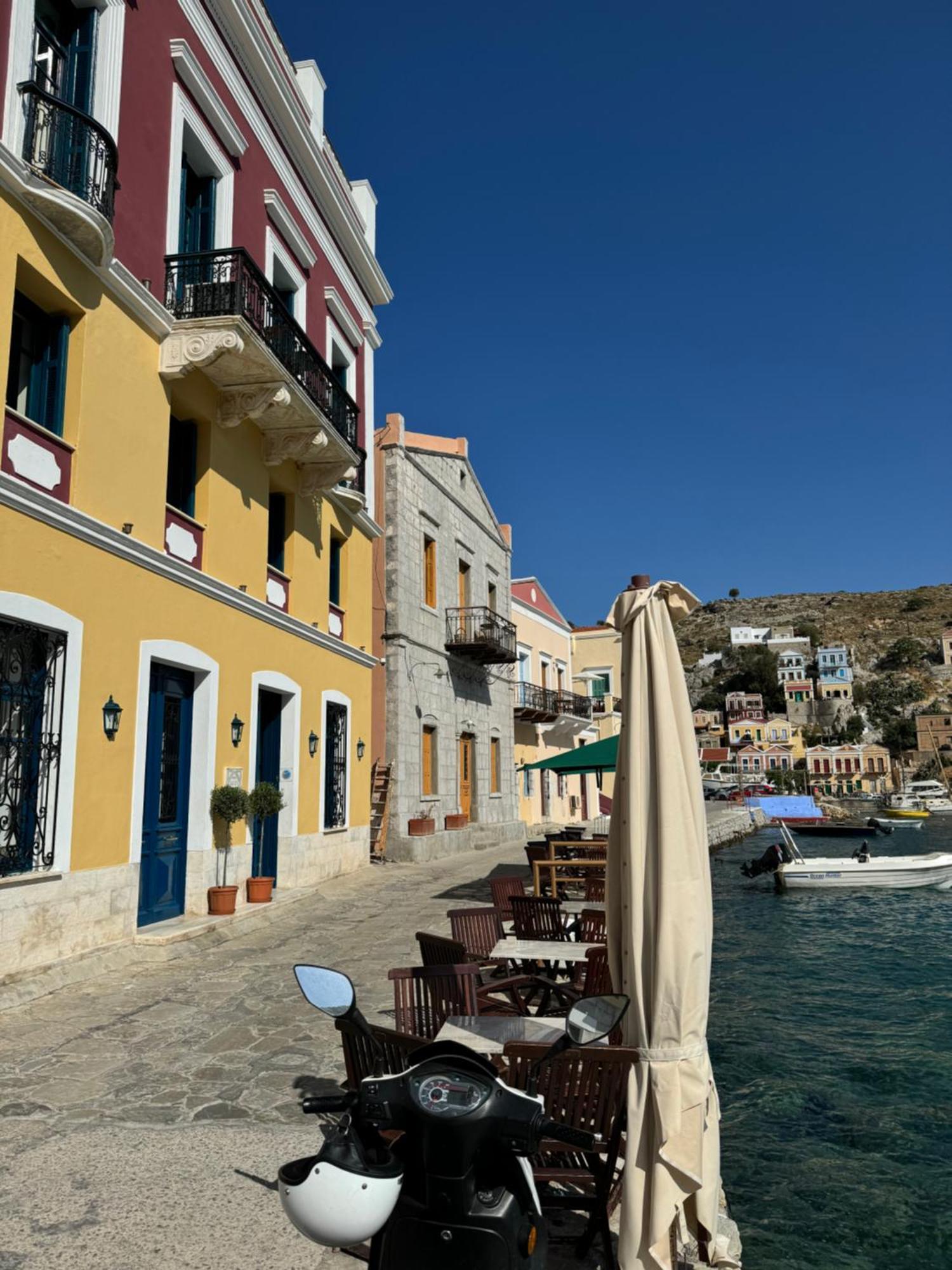 Hotel Aliki Szími Kültér fotó